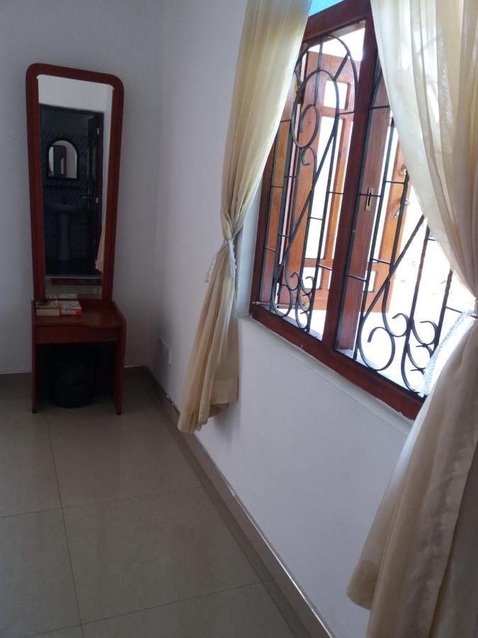 Ishitha Homestay Tangalle Exterior photo